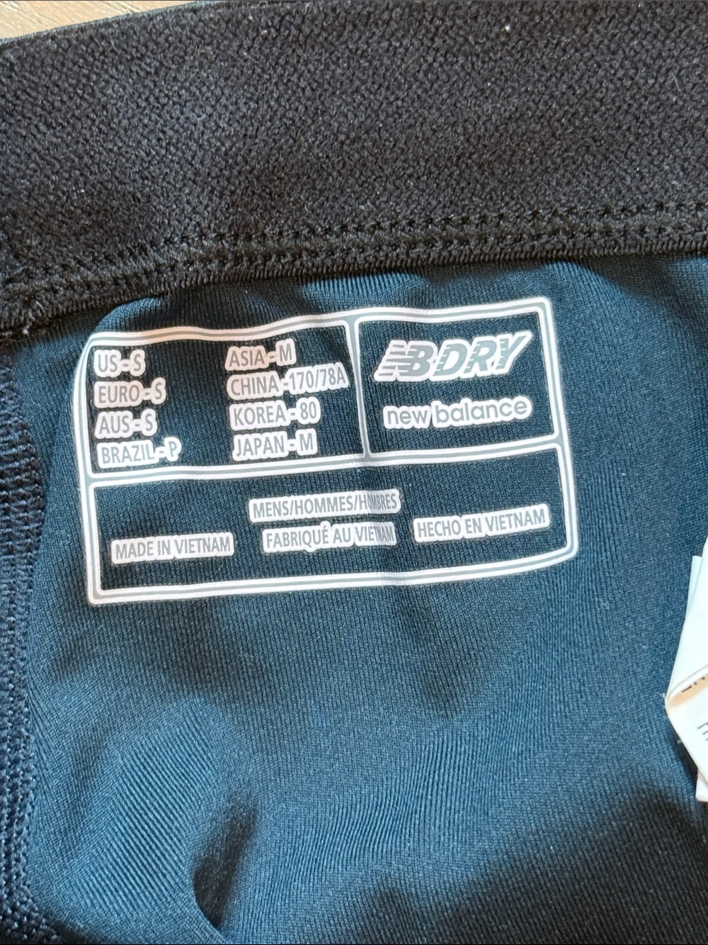 New Balance Men's Black Athletic Leggings - Picture 5 of 5